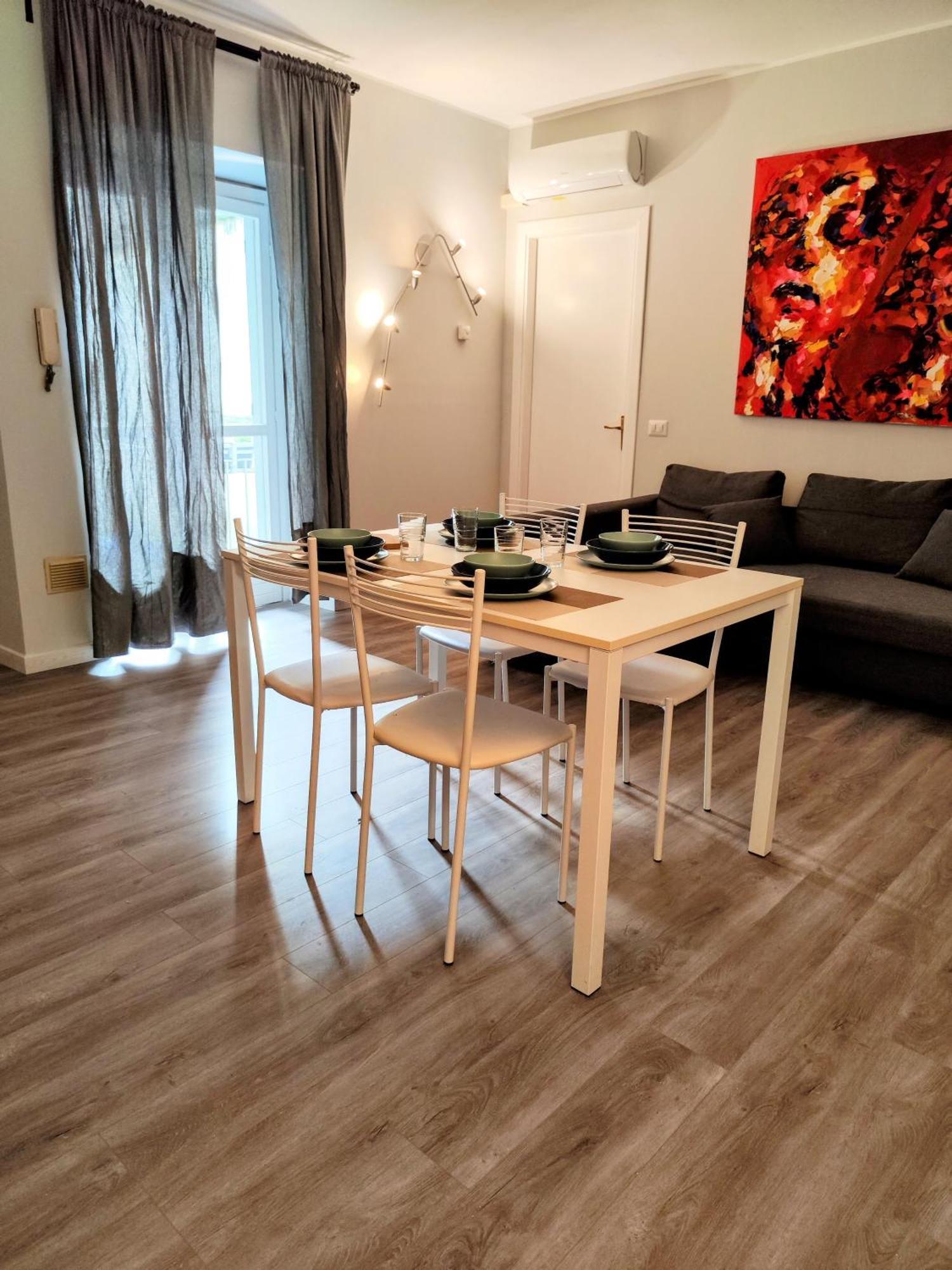 House Navigli-Life Apartment มิลาน ภายนอก รูปภาพ